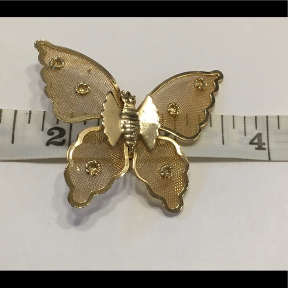 Gold toned Butterfly Brooch - Picture 6 of 6